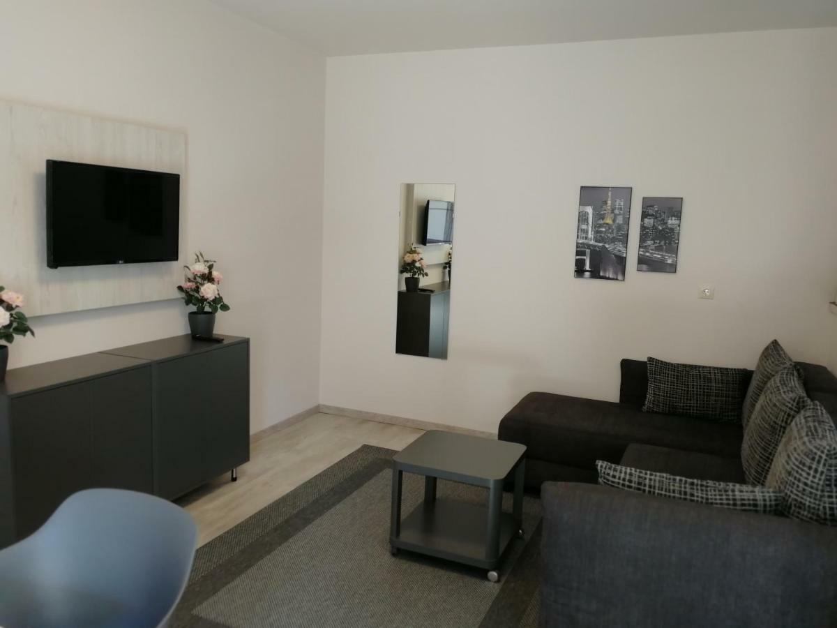 Ovar Apartman Mosonmagyarovar Exterior photo